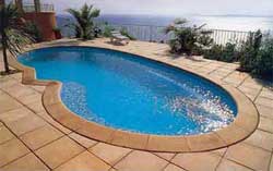 Rounded concrete pool